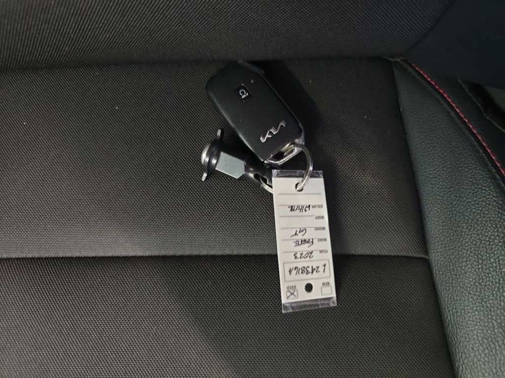 Used 2023 Kia Forte GT image 37