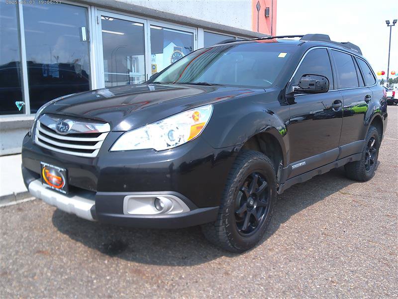Used 2010 Subaru Outback 3.6R Limited w/ Popular Equipment Group 2C AWD/4WD image 1