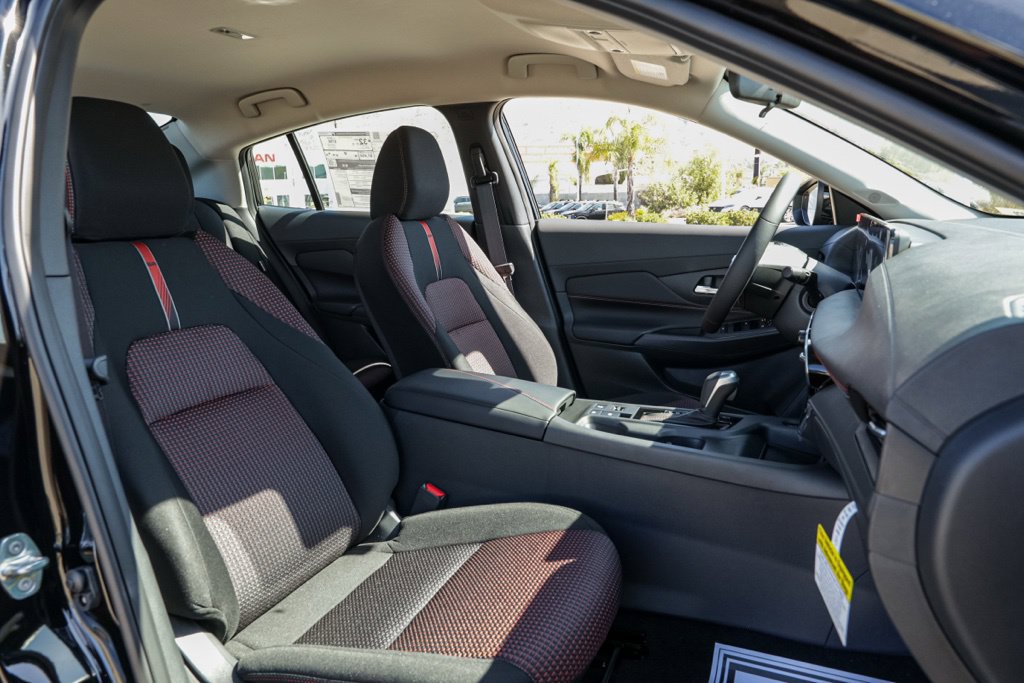 New 2027 Nissan Sentra SR FWD image 20