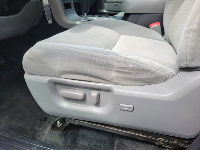 Used 2017 Toyota Sequoia SR5 AWD/4WD image 10