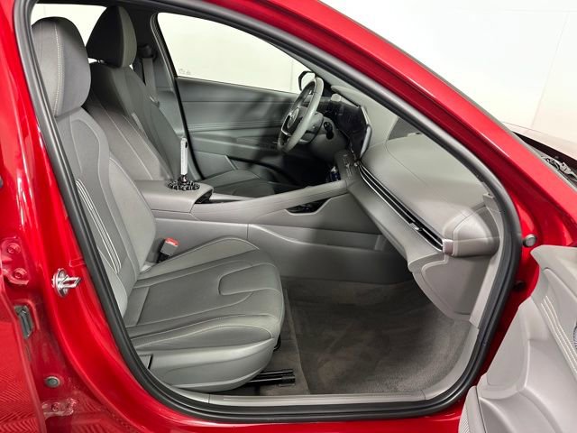 Certified 2023 Hyundai Elantra SEL w/ Convenience Package image 29