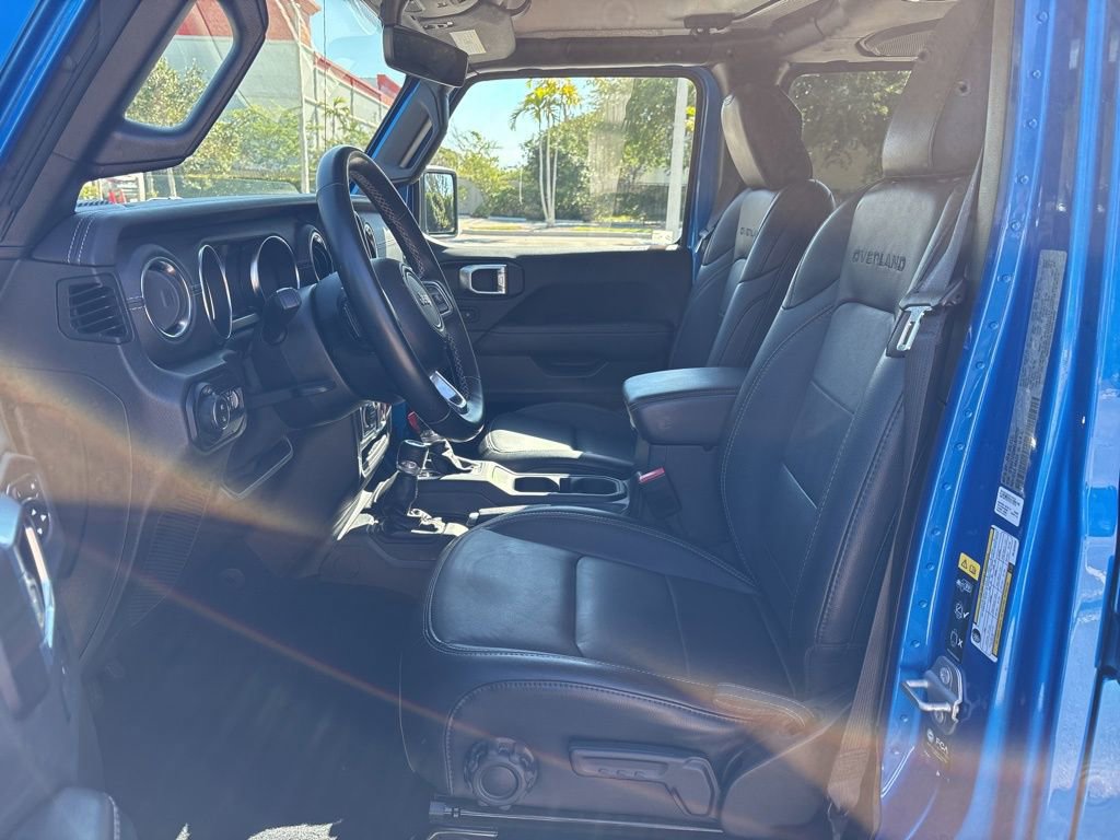 Used 2021 Jeep Gladiator Overland w/ Popular Equipment Package AWD/4WD image 9
