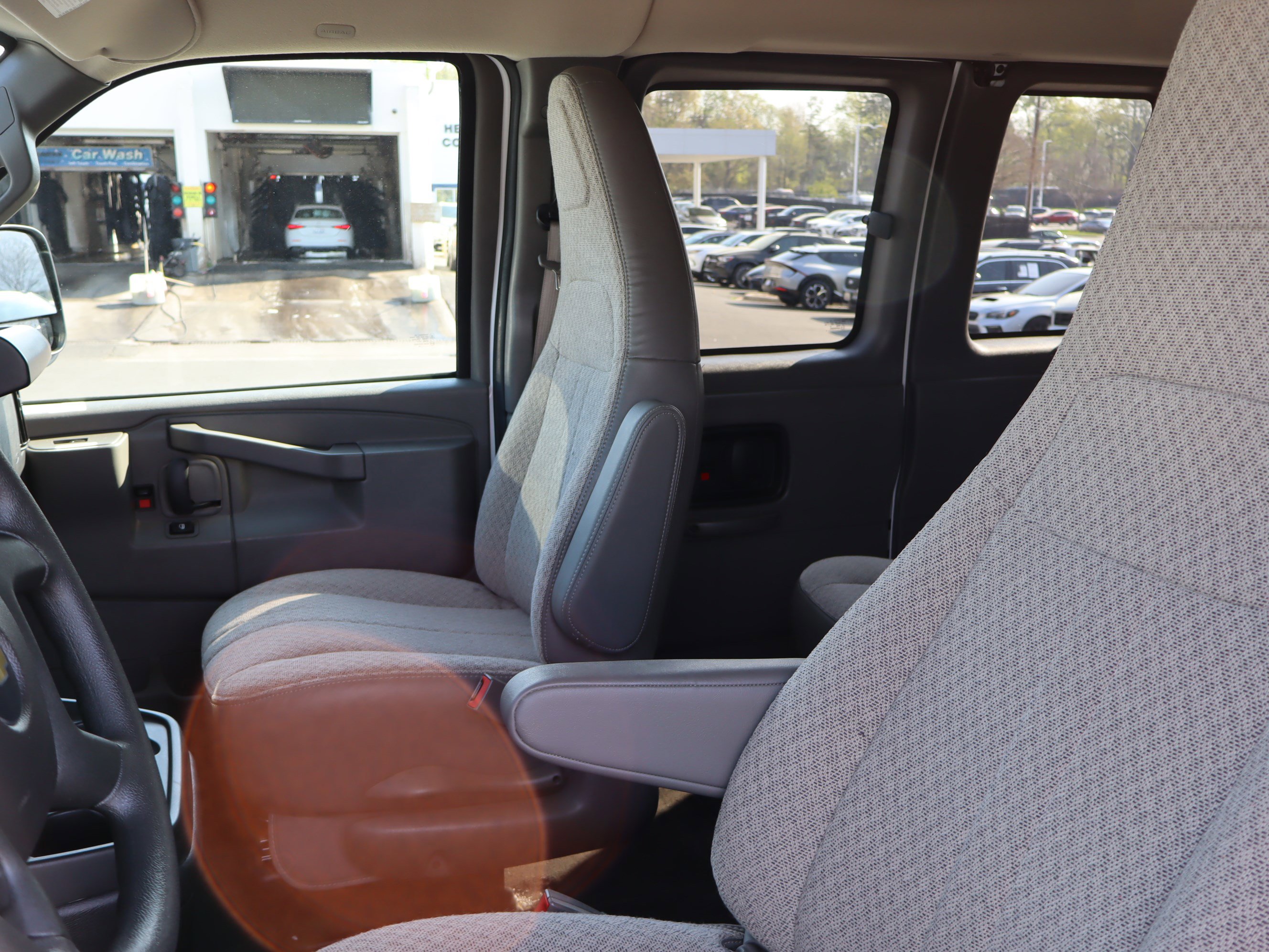 Used 2024 Chevrolet Express 3500 LT w/ LT Preferred Equipment Group image 17