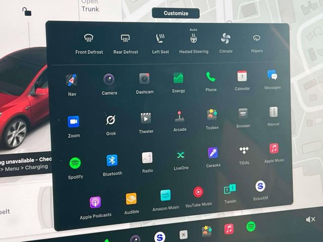 Used 2023 Tesla Model Y Long Range image 36