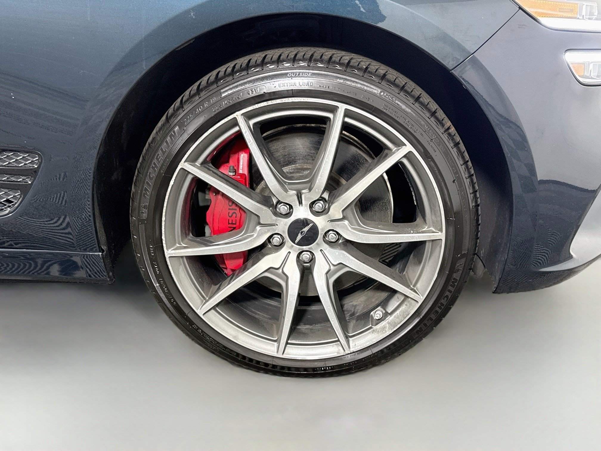 Used 2025 Genesis G70 2.5T AWD/4WD image 32