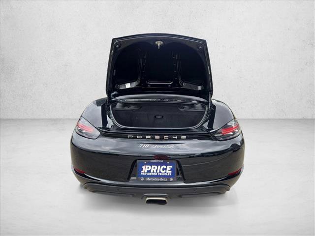 Used 2024 Porsche 718 Boxster RWD image 6