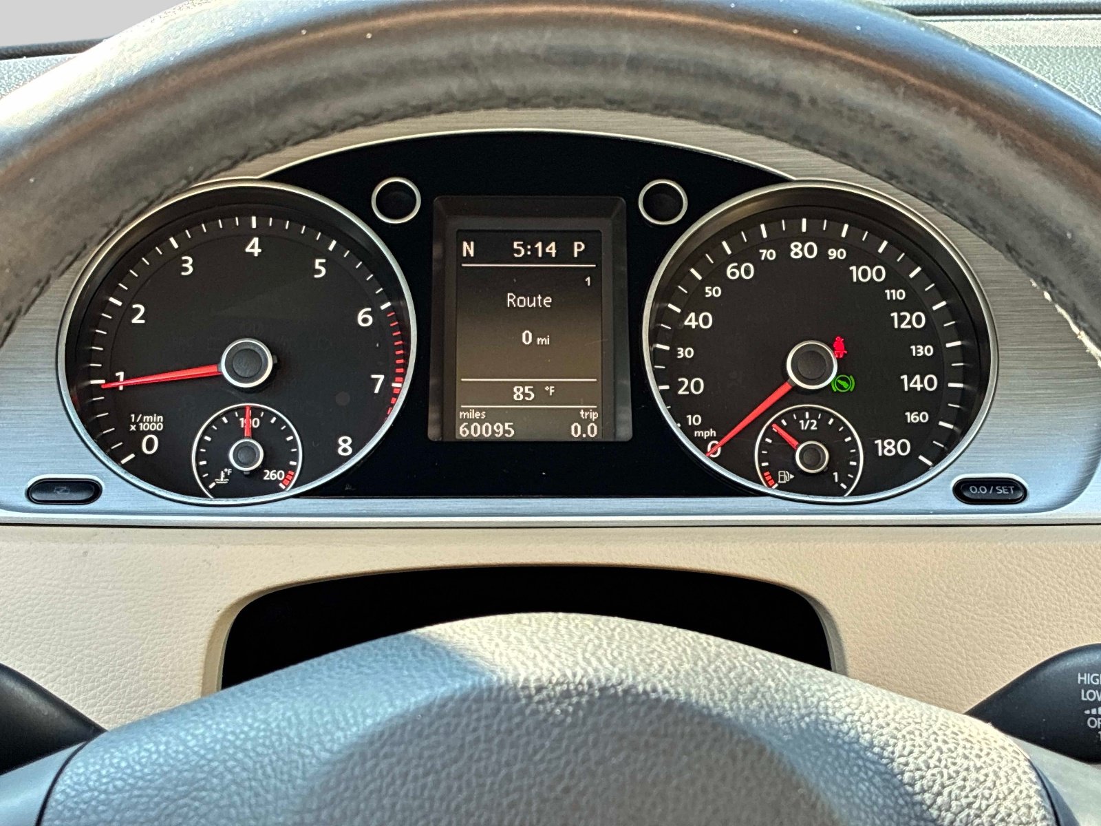 Used 2013 Volkswagen CC Sport FWD image 25