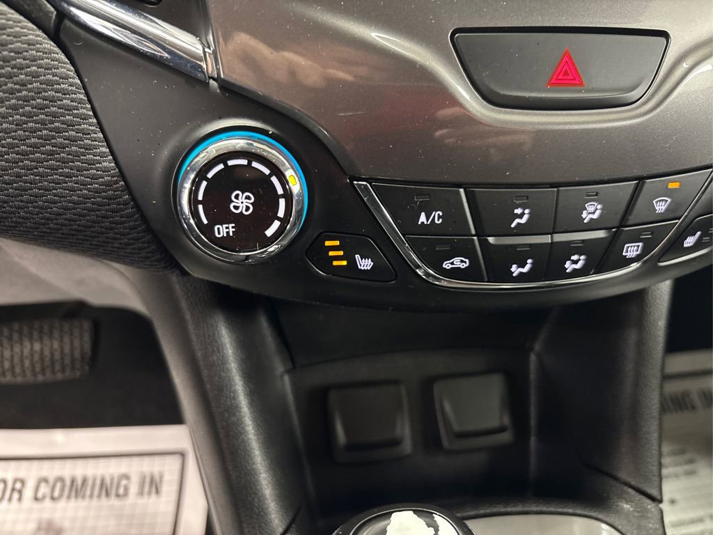 Used 2017 Chevrolet Cruze LT w/ Convenience Package image 32