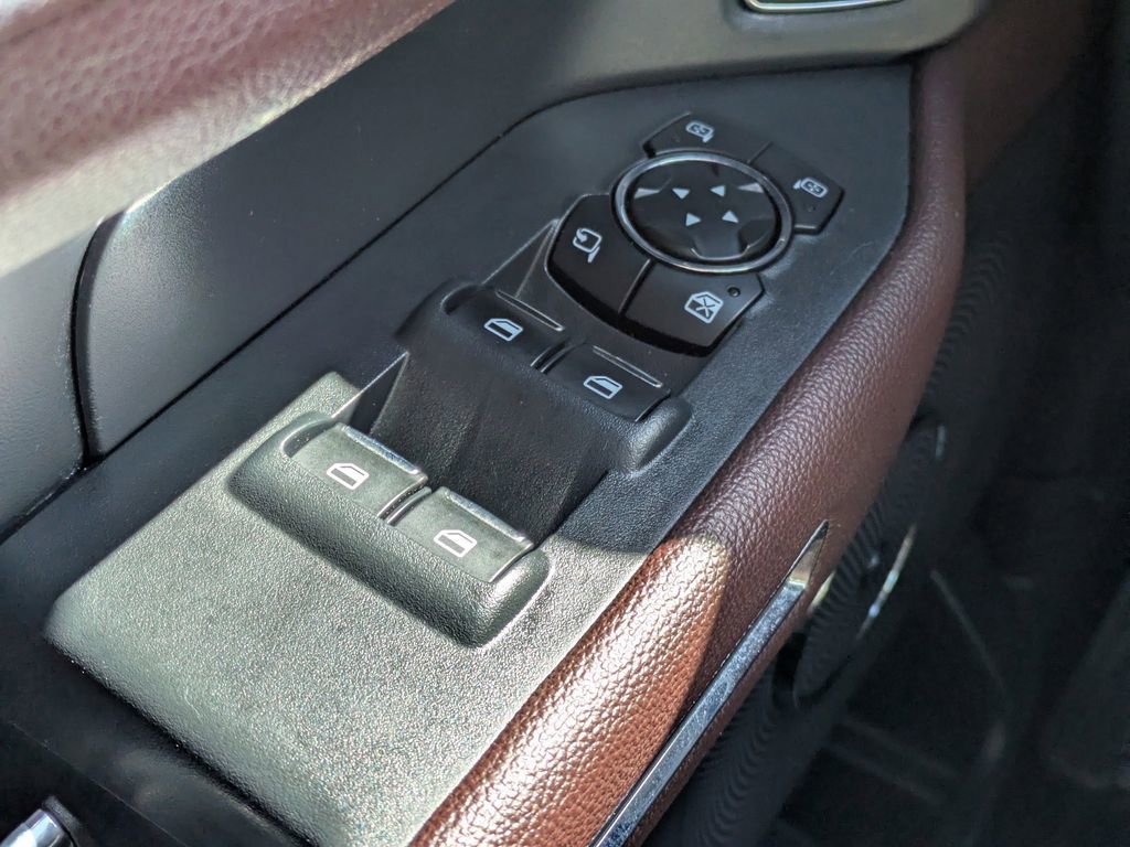 Used 2024 Ford Expedition Limited image 30