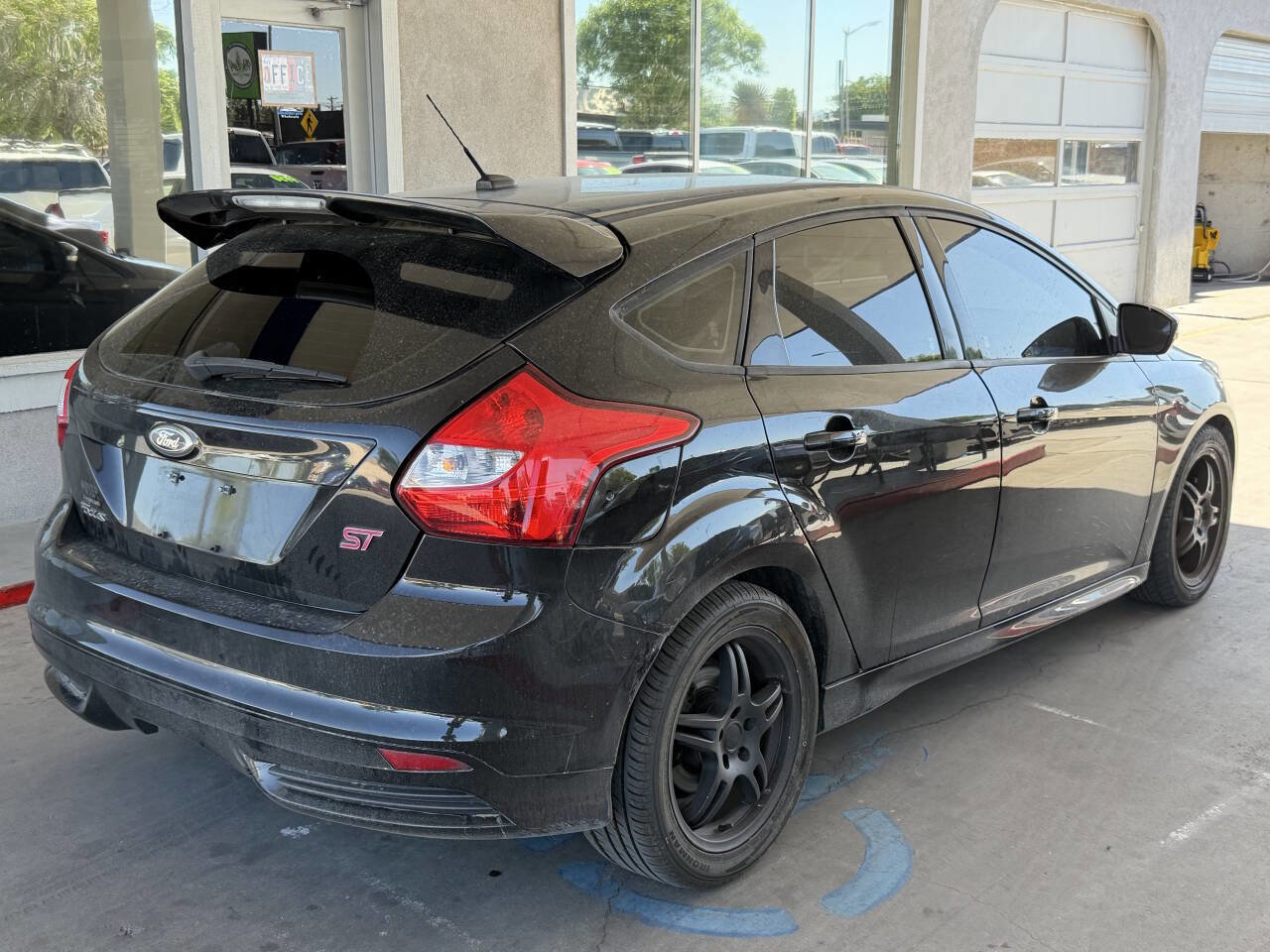 Used 2013 Ford Focus ST FWD image 5