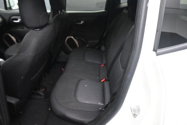 Used 2017 Jeep Renegade Latitude AWD/4WD image 19
