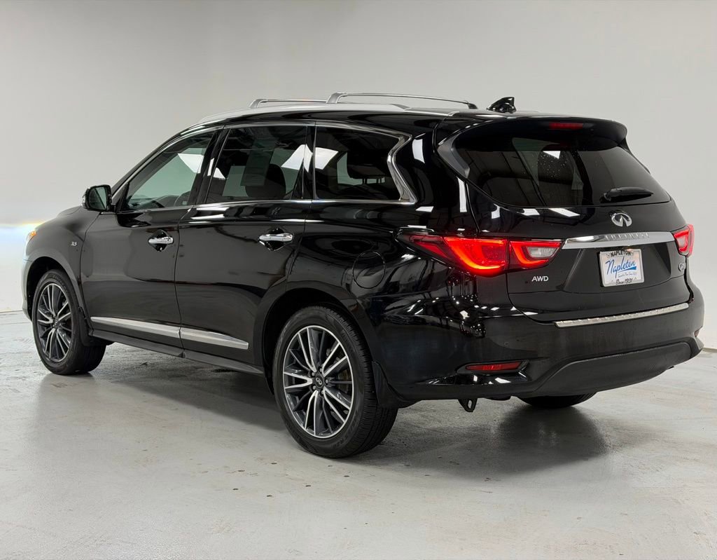 Used 2020 INFINITI QX60 Signature Edition image 3