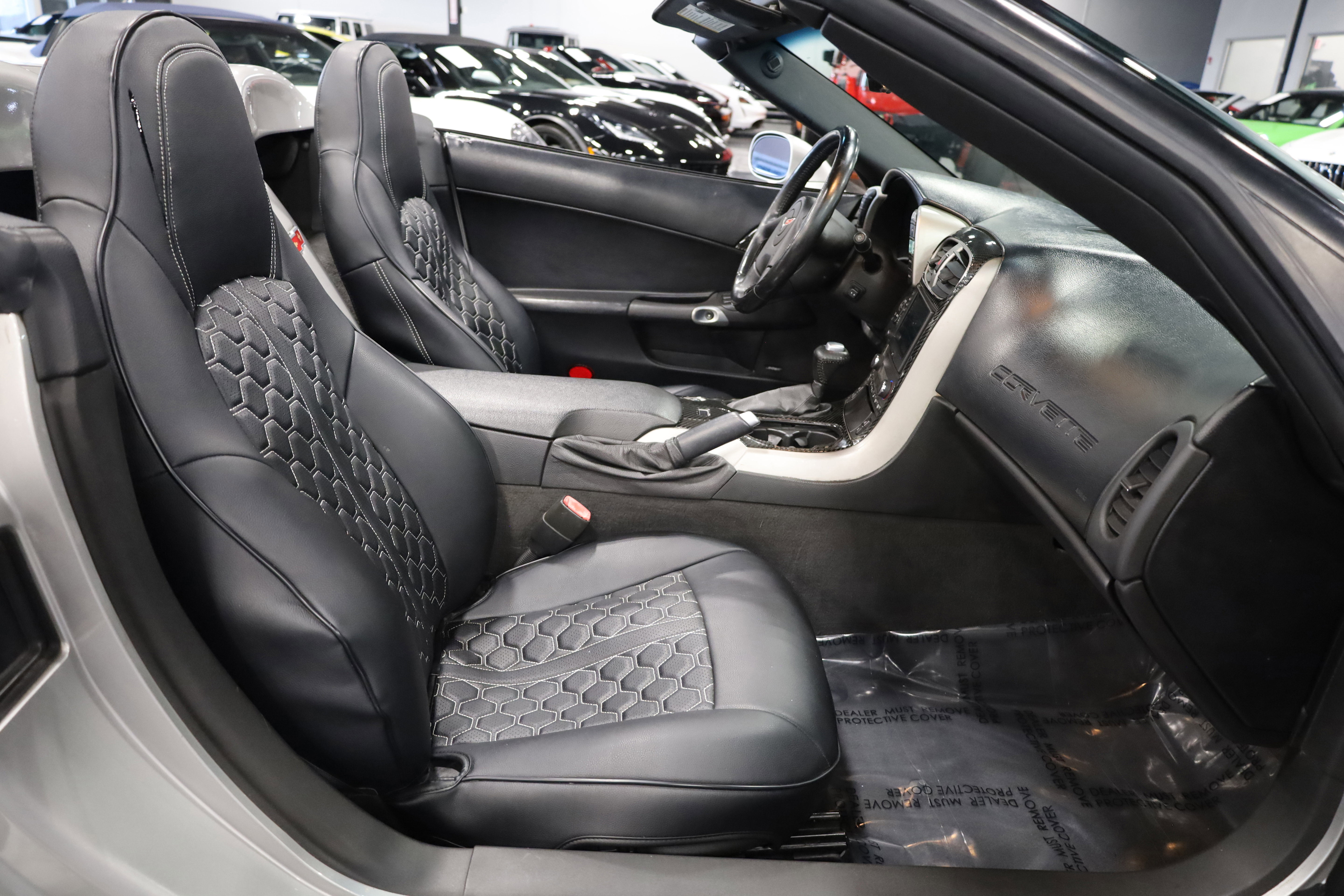 Used 2005 Chevrolet Corvette Convertible w/ Preferred Equipment Group image 30