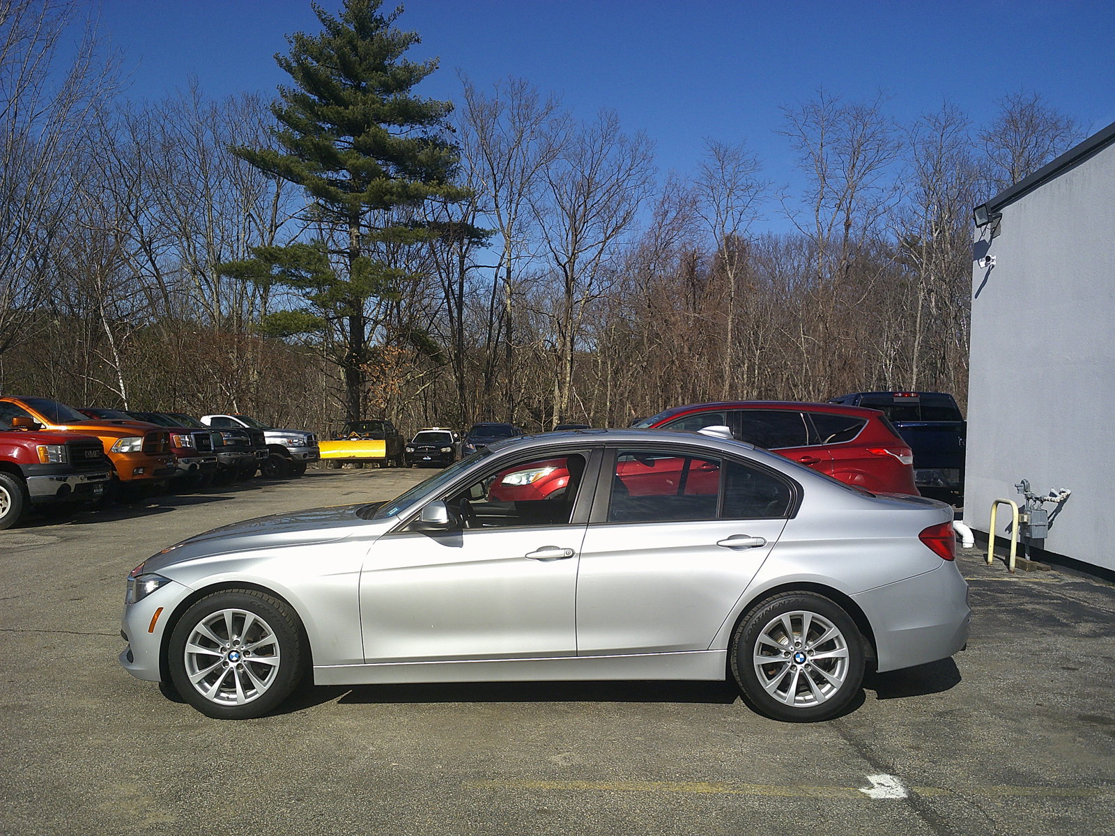 Used 2016 BMW 320i xDrive Sedan image 6