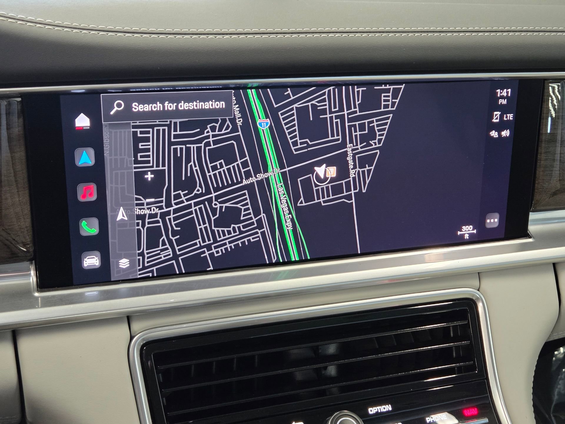 Certified 2023 Porsche Panamera 4 Platinum Edition image 23