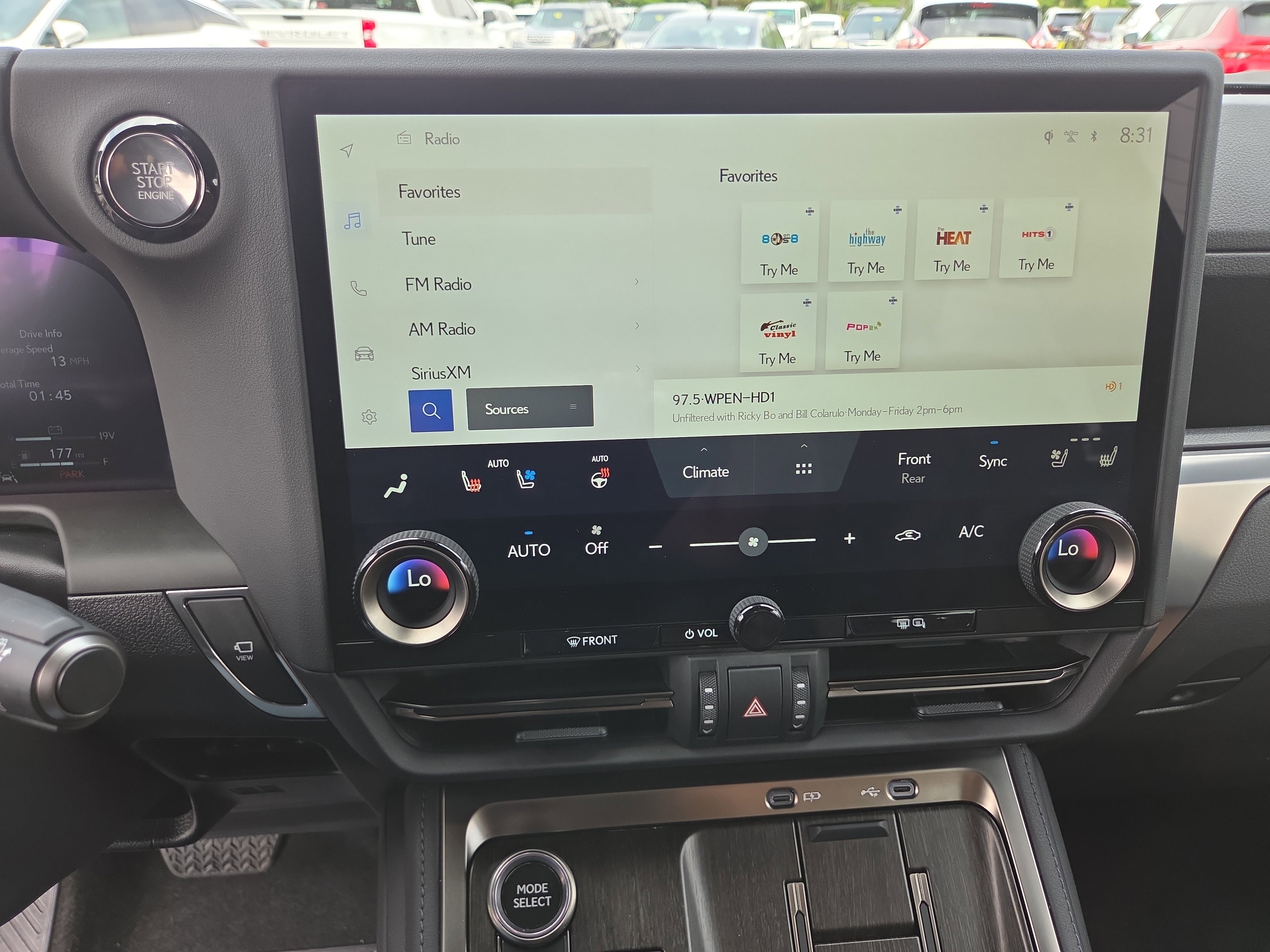 Used 2024 Lexus GX 550 w/ Accessory Package (2T) AWD/4WD image 28