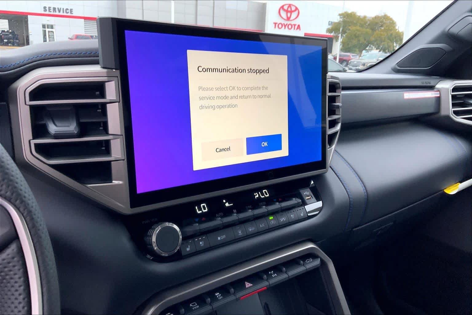 New 2026 Toyota Tundra Platinum AWD/4WD image 18