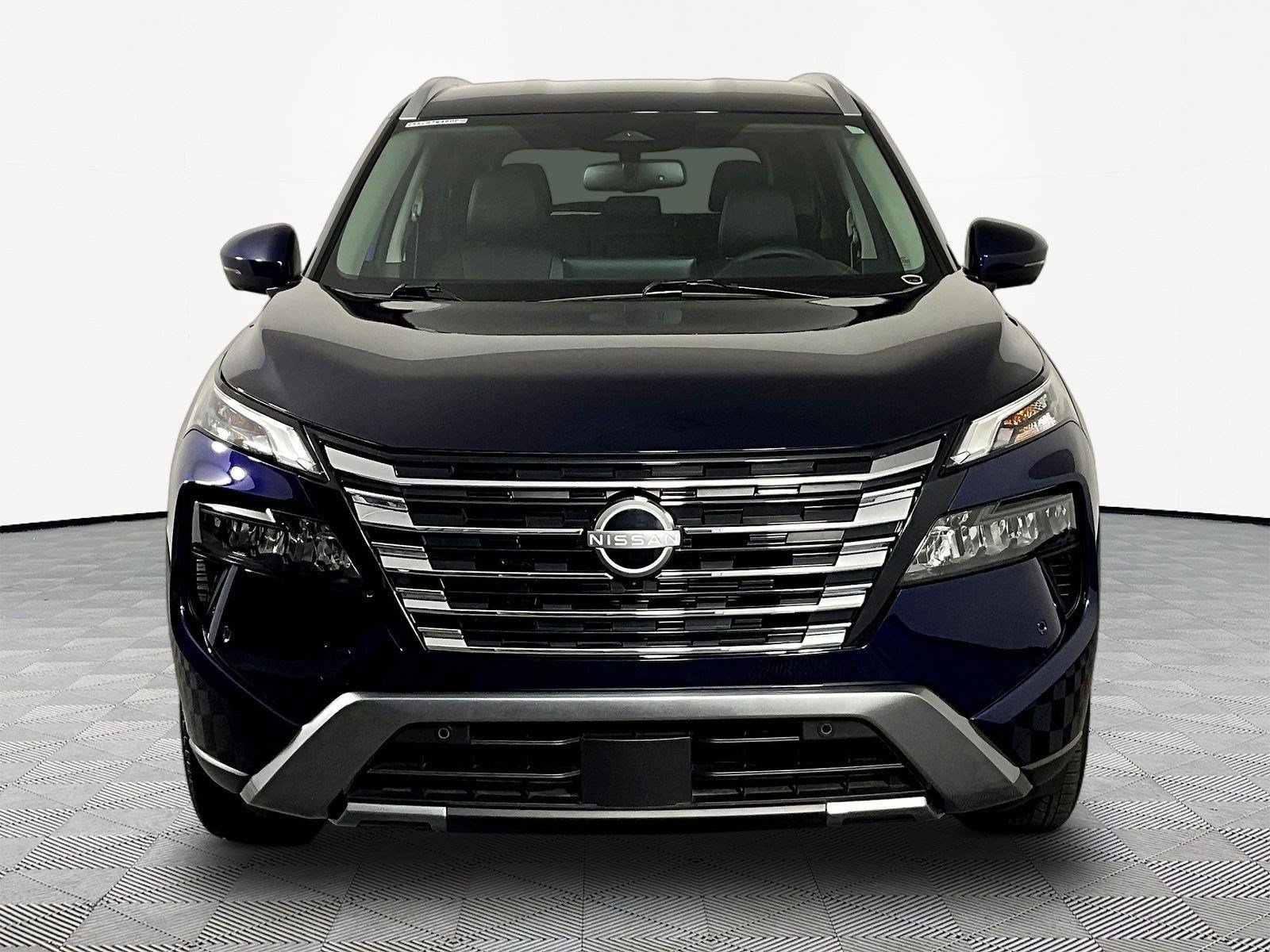 Certified 2025 Nissan Rogue SL AWD/4WD image 2