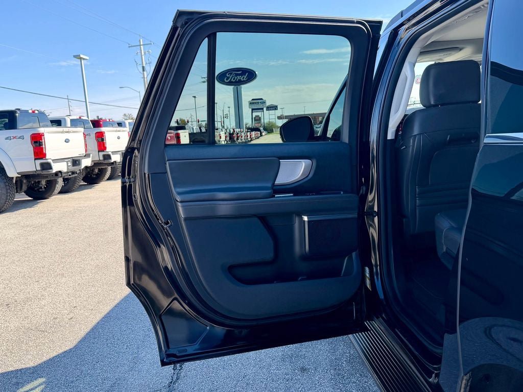 Certified 2025 Ford Expedition Max Active AWD/4WD image 16
