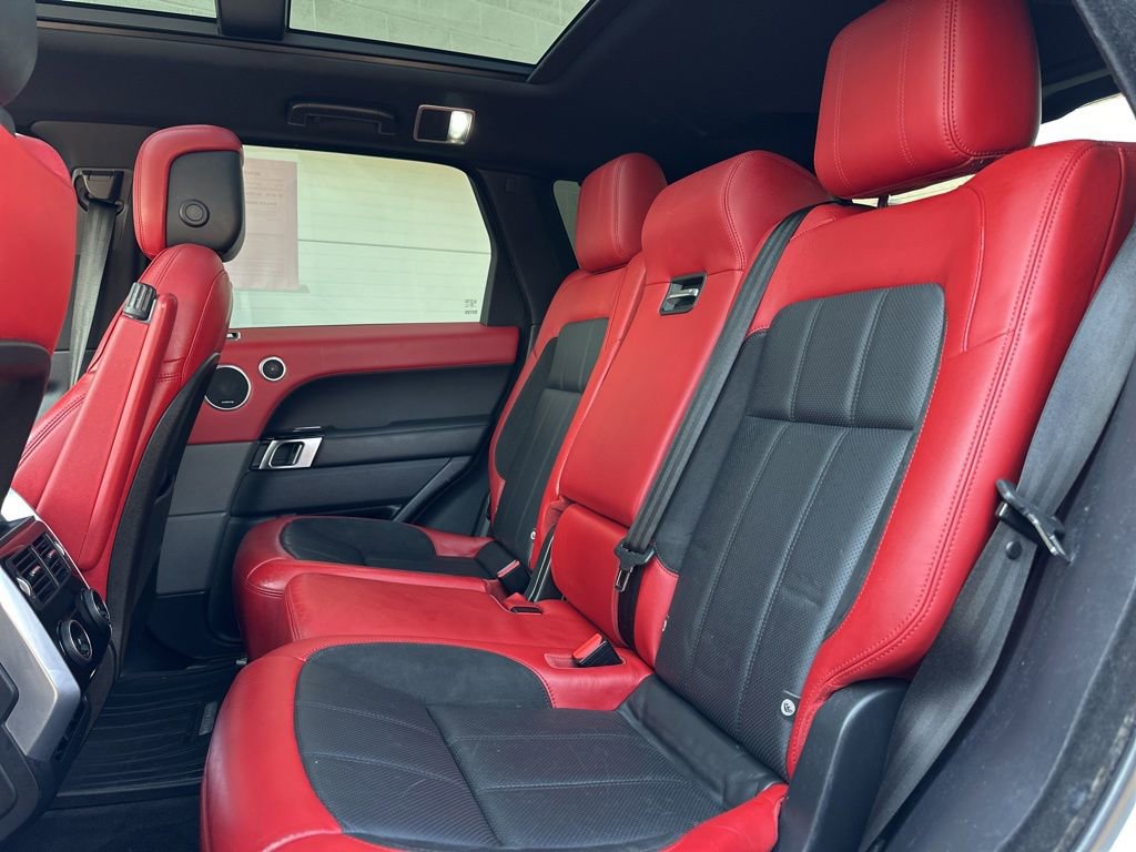 Used 2020 Land Rover Range Rover Sport HST image 38