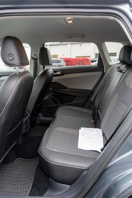 Used 2022 Volkswagen Taos SE image 12