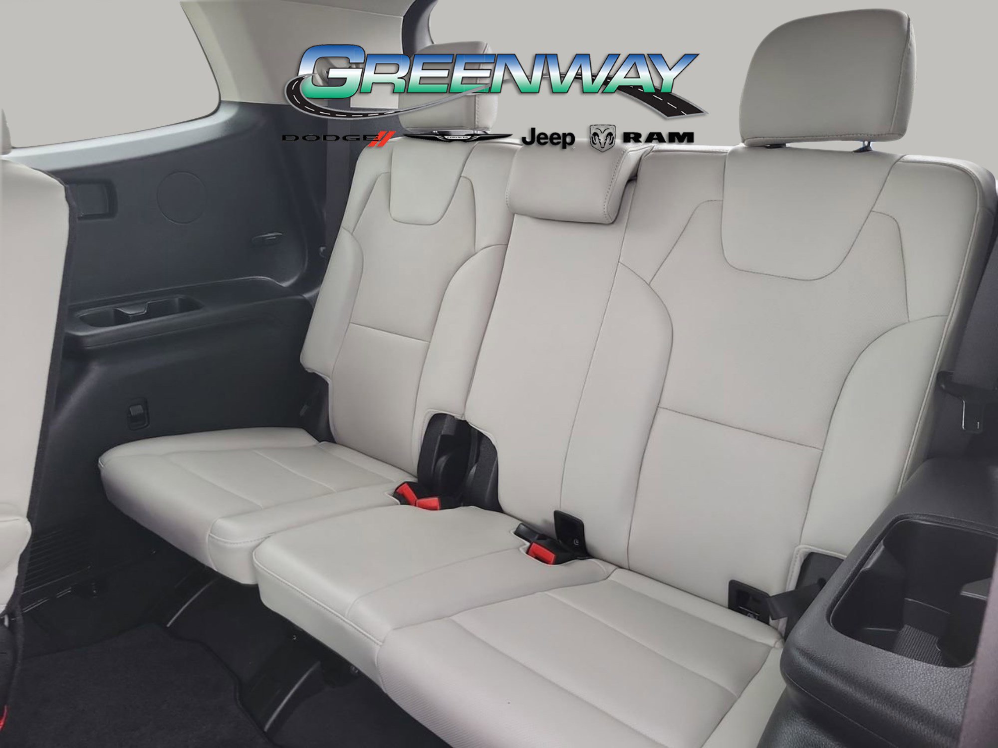 Used 2025 Kia Telluride S image 17