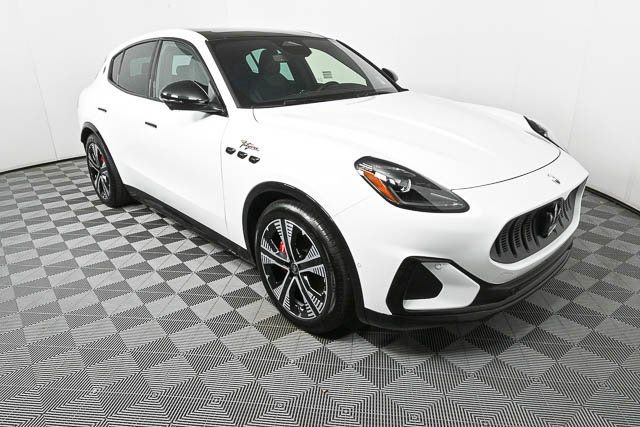 New 2025 Maserati Grecale Folgore image 27