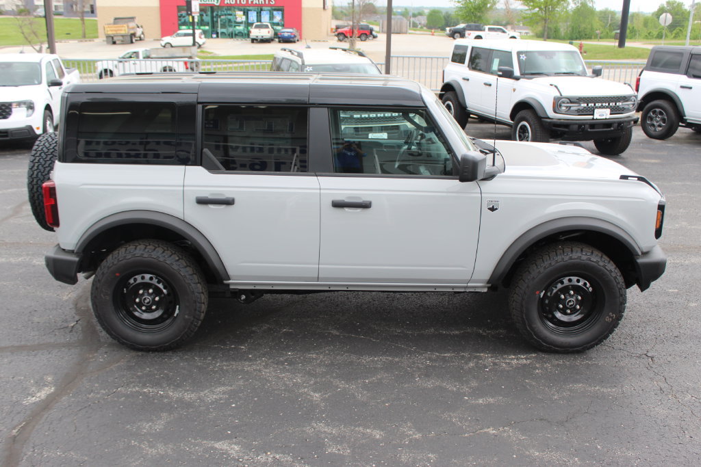 New 2026 Ford Bronco Big Bend AWD/4WD image 9