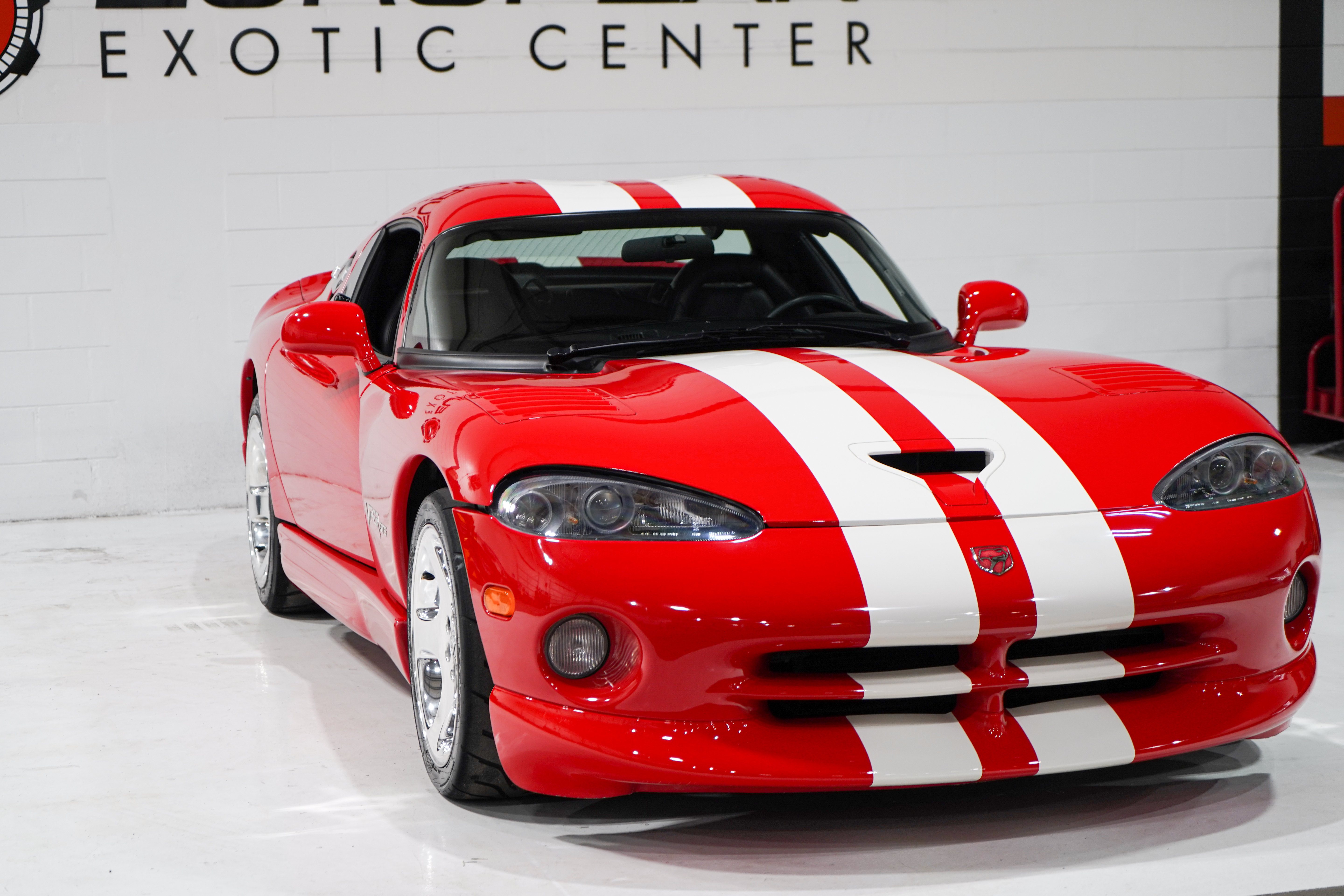 Used 2002 Dodge Viper GTS RWD image 28