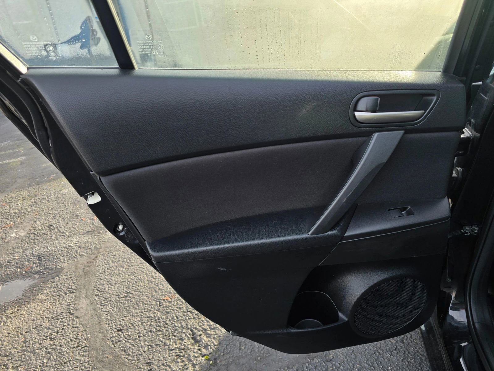 Used 2010 MAZDA MAZDA3 i Touring image 15