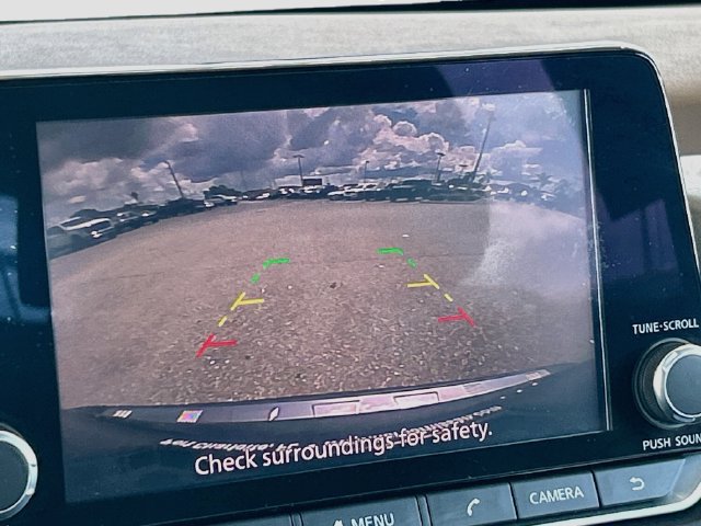 Used 2021 Nissan Rogue S FWD image 9