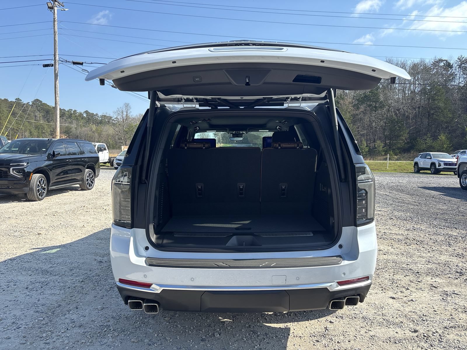New 2026 Chevrolet Tahoe High Country AWD/4WD image 24
