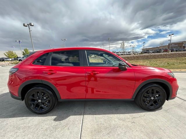 Used 2025 Honda HR-V Sport image 12