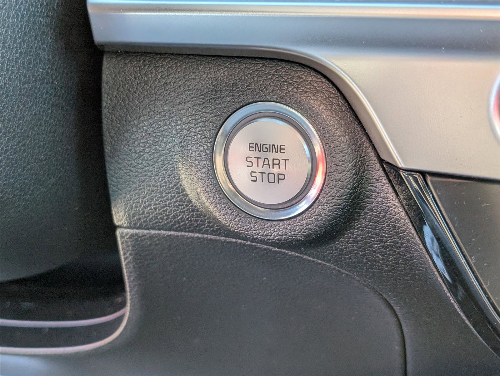 Used 2024 Kia Telluride S w/ S Sunroof Package image 24