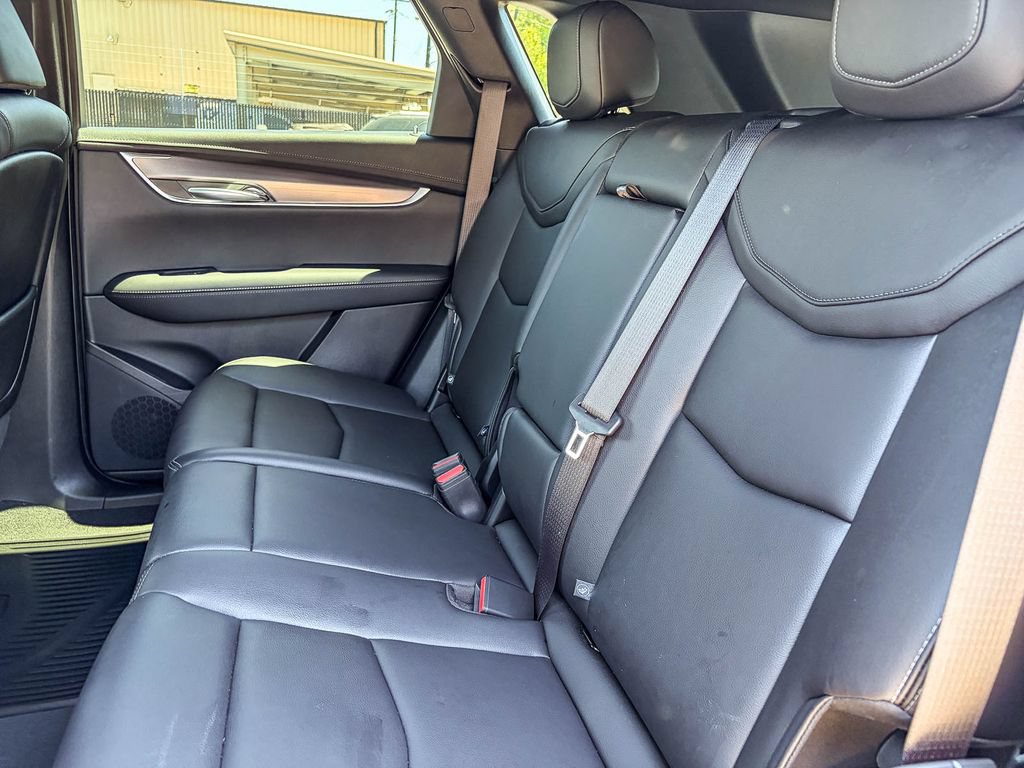 Certified 2024 Cadillac XT5 Luxury FWD image 39
