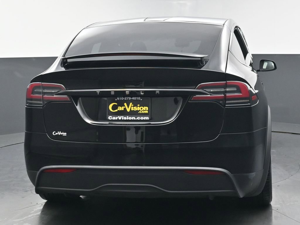Used 2023 Tesla Model X image 3