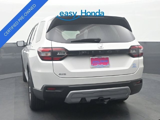 Used 2025 Honda Pilot EX-L image 6