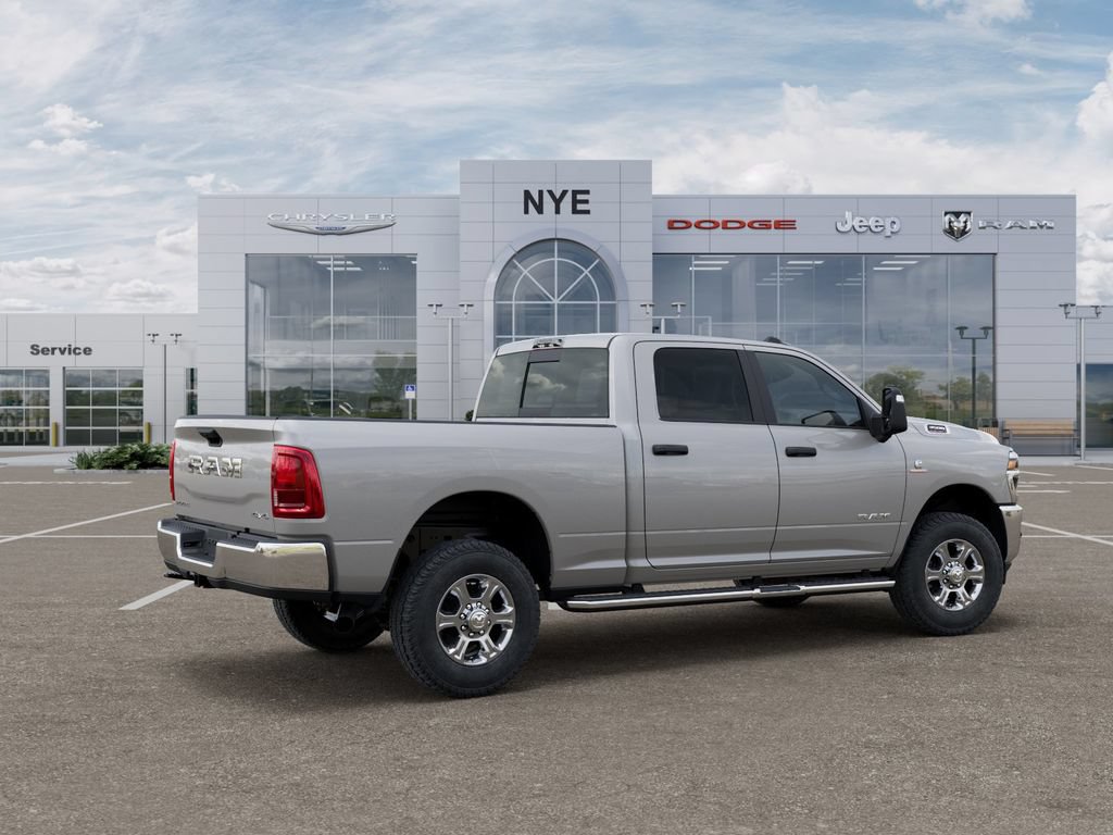 New 2025 RAM 3500 Big Horn AWD/4WD image 4