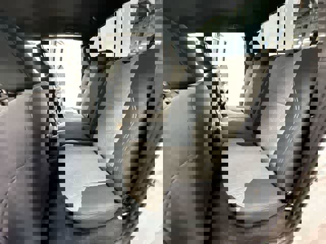 Used 2022 Toyota Tacoma TRD Off-Road w/ Technology Package image 18