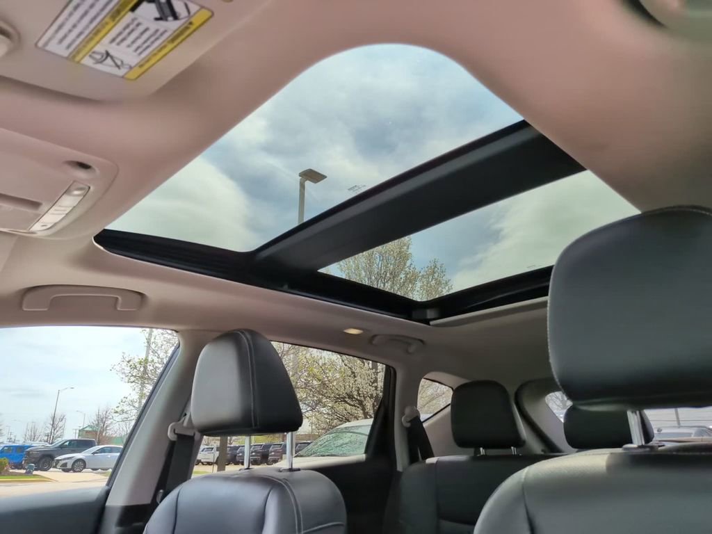 Used 2016 Nissan Murano Platinum w/ Platinum Technology Package image 31