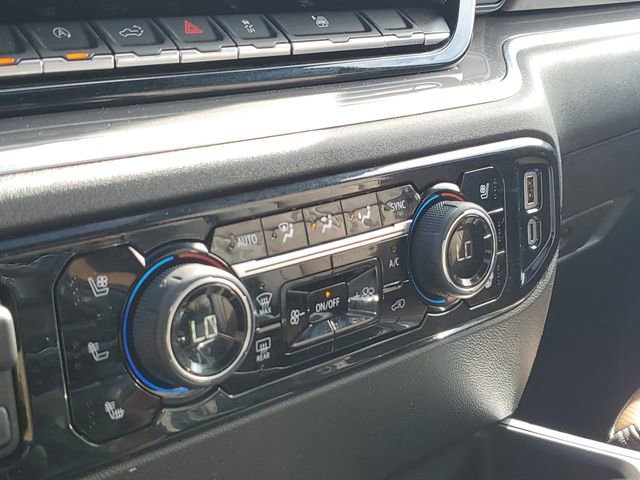 Used 2025 Chevrolet Silverado 1500 High Country image 17