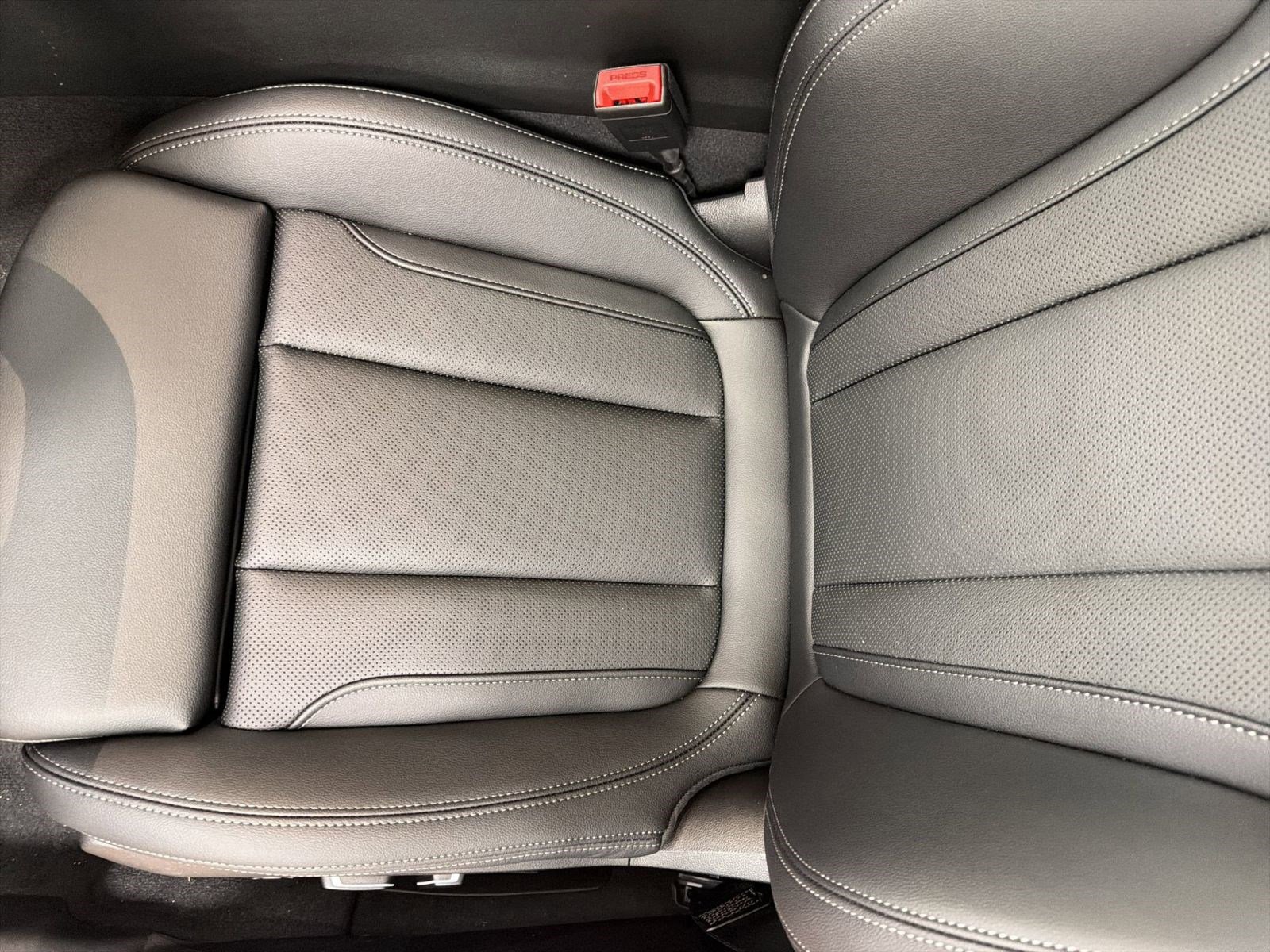 New 2026 BMW 330i xDrive Sedan w/ M Sport Package image 13