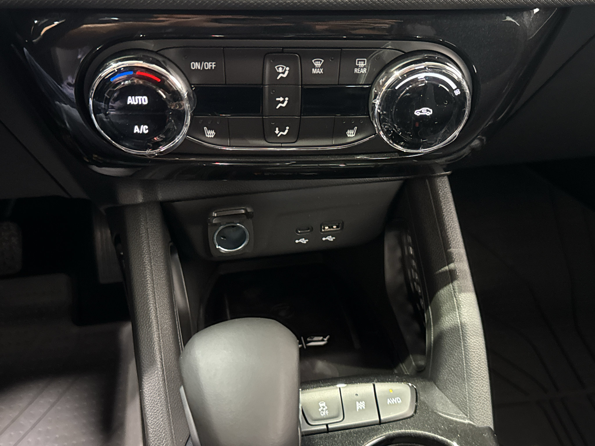 New 2026 Chevrolet TrailBlazer LT w/ Convenience Package AWD/4WD image 29