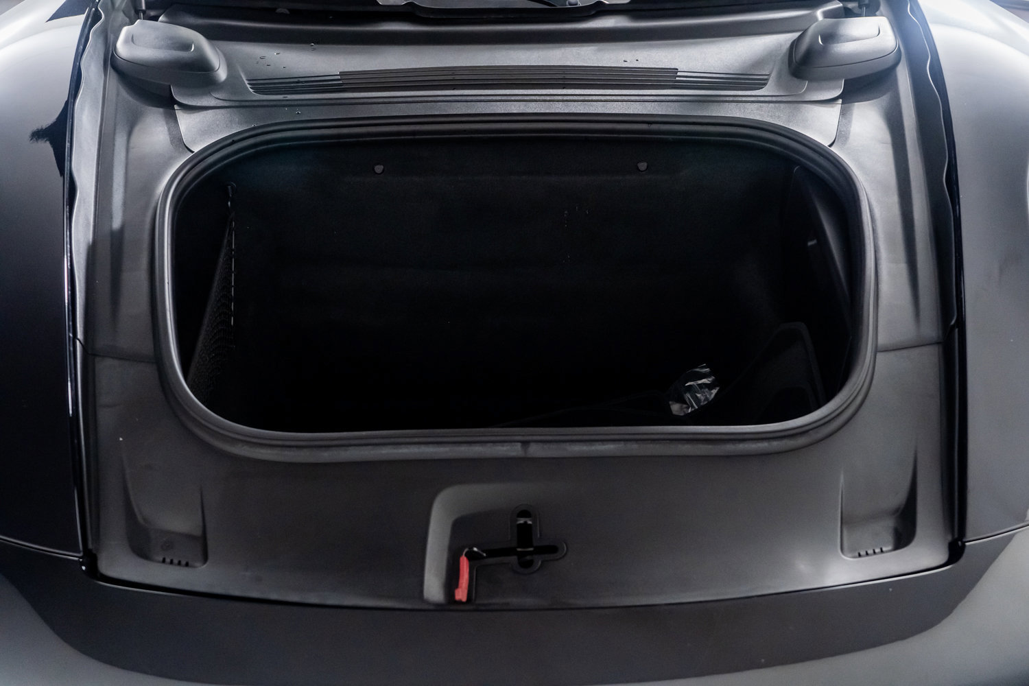 Used 2021 Porsche 911 Carrera 4S w/ Sport Package image 48