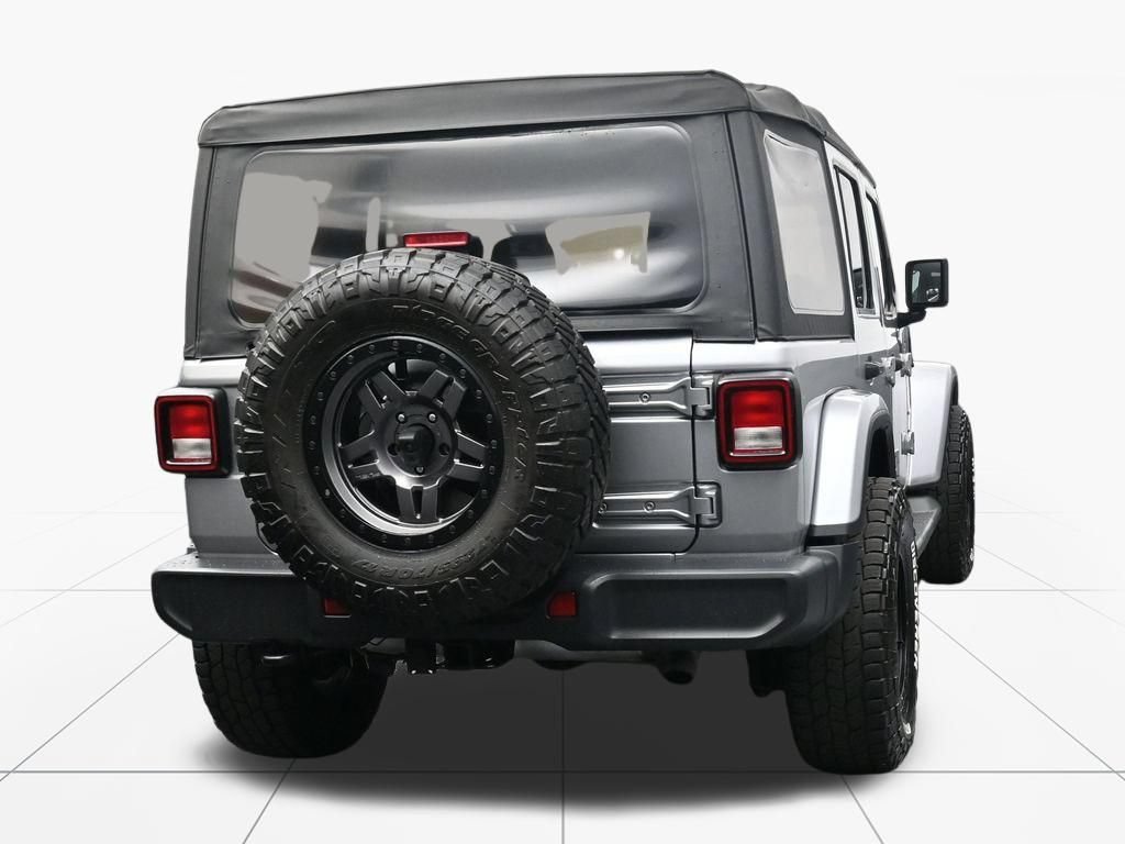 Used 2020 Jeep Wrangler Unlimited Sahara AWD/4WD video 4