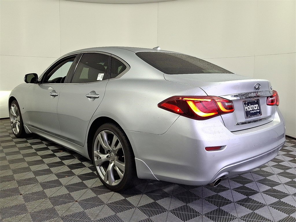 Used 2015 INFINITI Q70 3.7 image 9