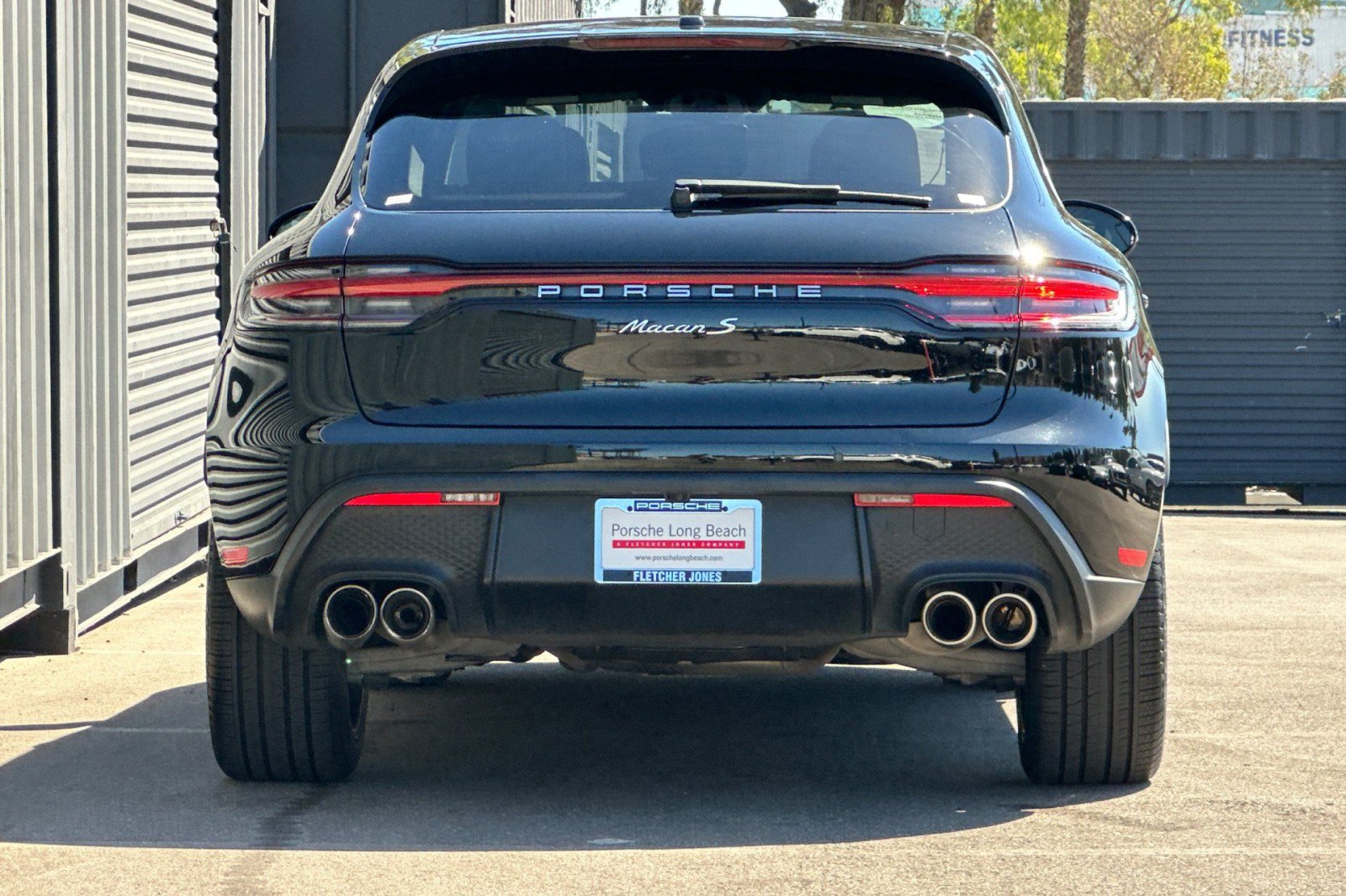 Certified 2023 Porsche Macan S AWD/4WD image 7