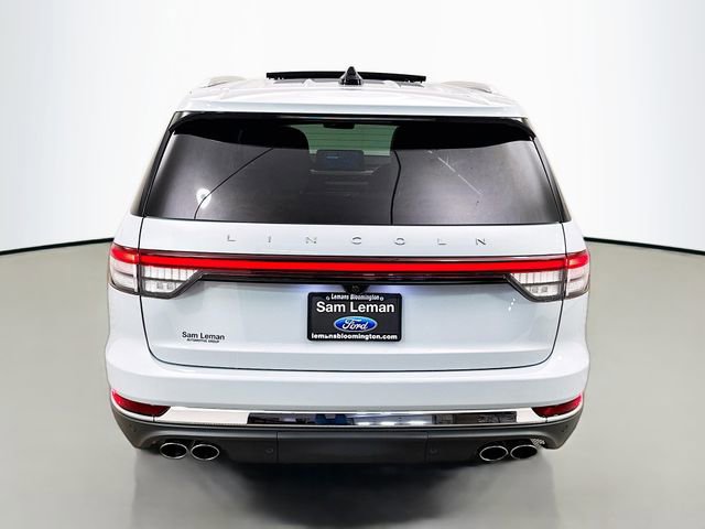 Used 2025 Lincoln Aviator AWD image 6