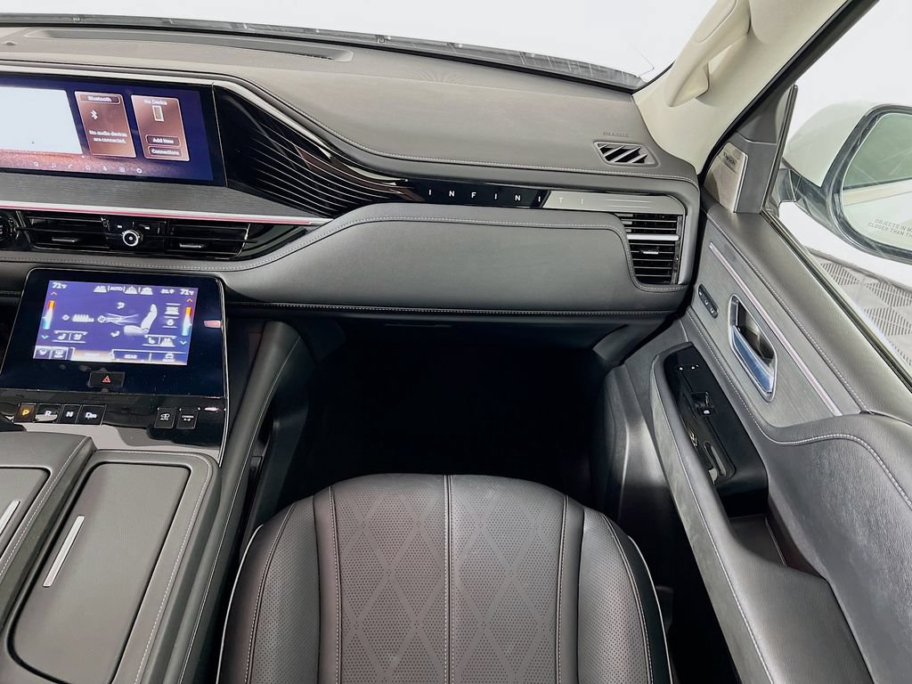 Used 2025 INFINITI QX80 Sensory AWD/4WD image 25