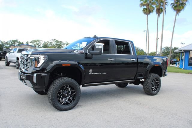Used 2025 GMC Sierra 2500 Denali w/ Denali Reserve Package image 5